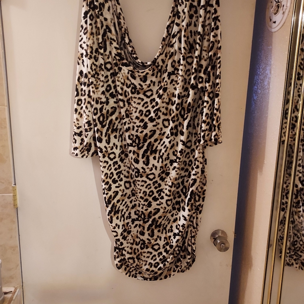 Size 3 torrid draped dress since sides